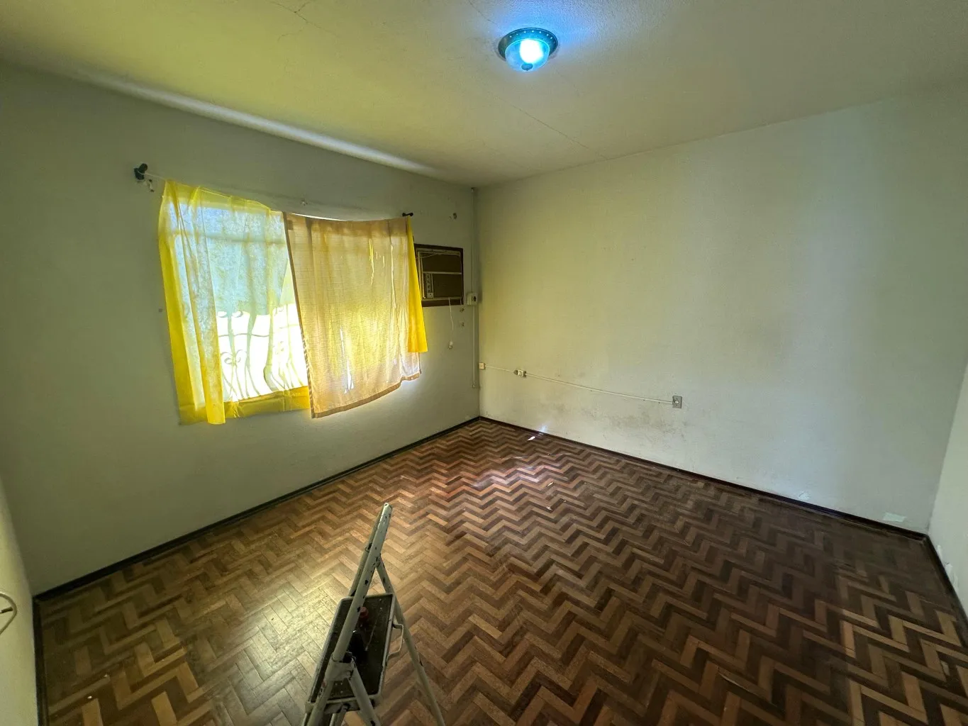 Casa a venda com amplo terreno de esquina no início da Rua Emilio Tallmann — foto 7