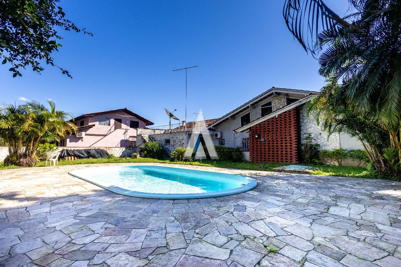 Casa com 1 suíte e 2 quartos à venda no bairro Floresta em Joinville-SC, por R$1.100.000,00 — foto 5