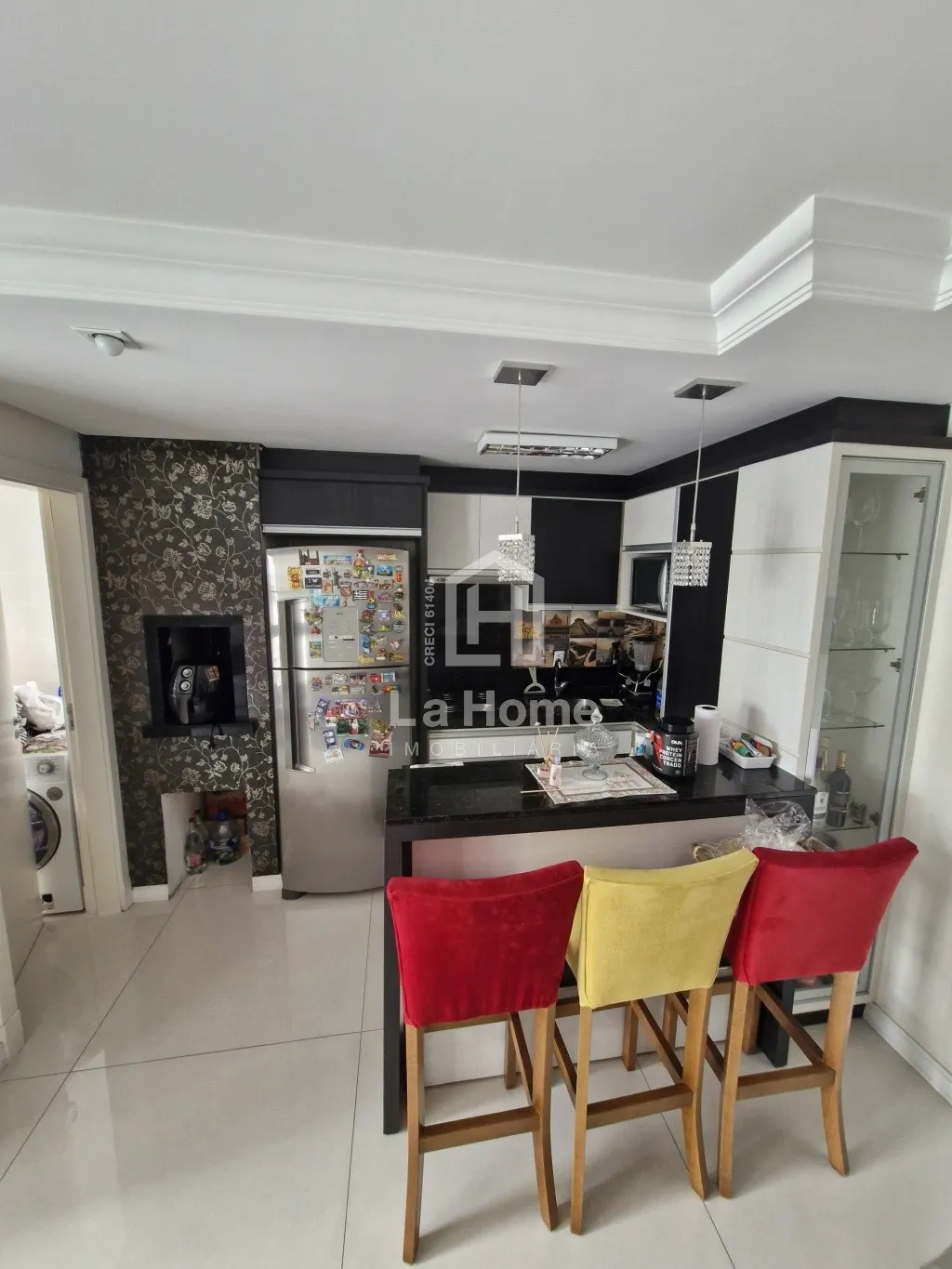 Apartamento semi mobiliado com 02 dormitórios sendo 01 suíte à venda em Blumenau, Bairro Vila Nova — foto 2
