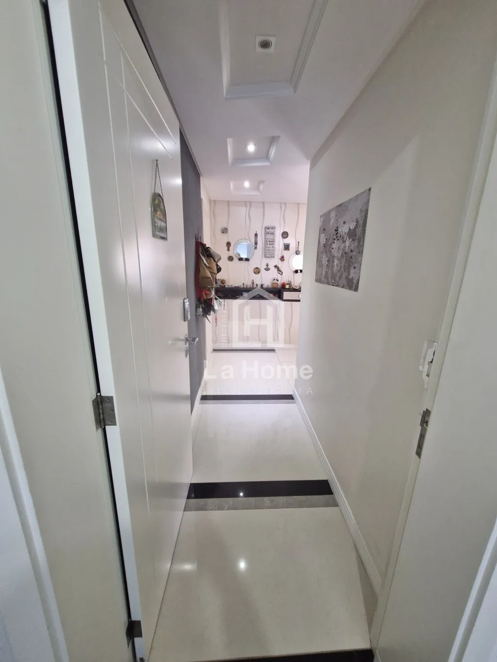 Apartamento semi mobiliado com 02 dormitórios sendo 01 suíte à venda em Blumenau, Bairro Vila Nova — foto 4