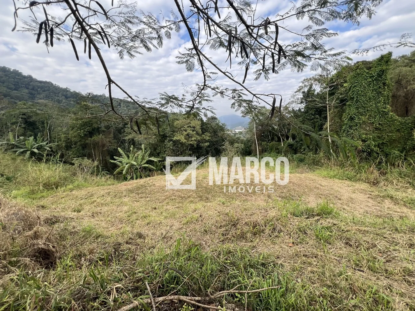 Amplo terreno com vista privilegiada para a natureza no Centro de Pomerode — foto 3
