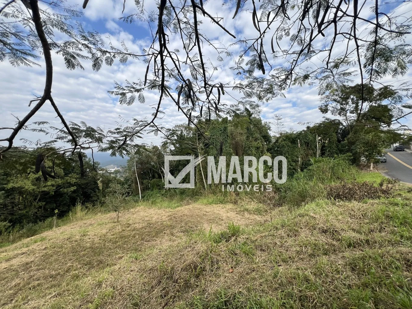 Amplo terreno com vista privilegiada para a natureza no Centro de Pomerode — foto 4