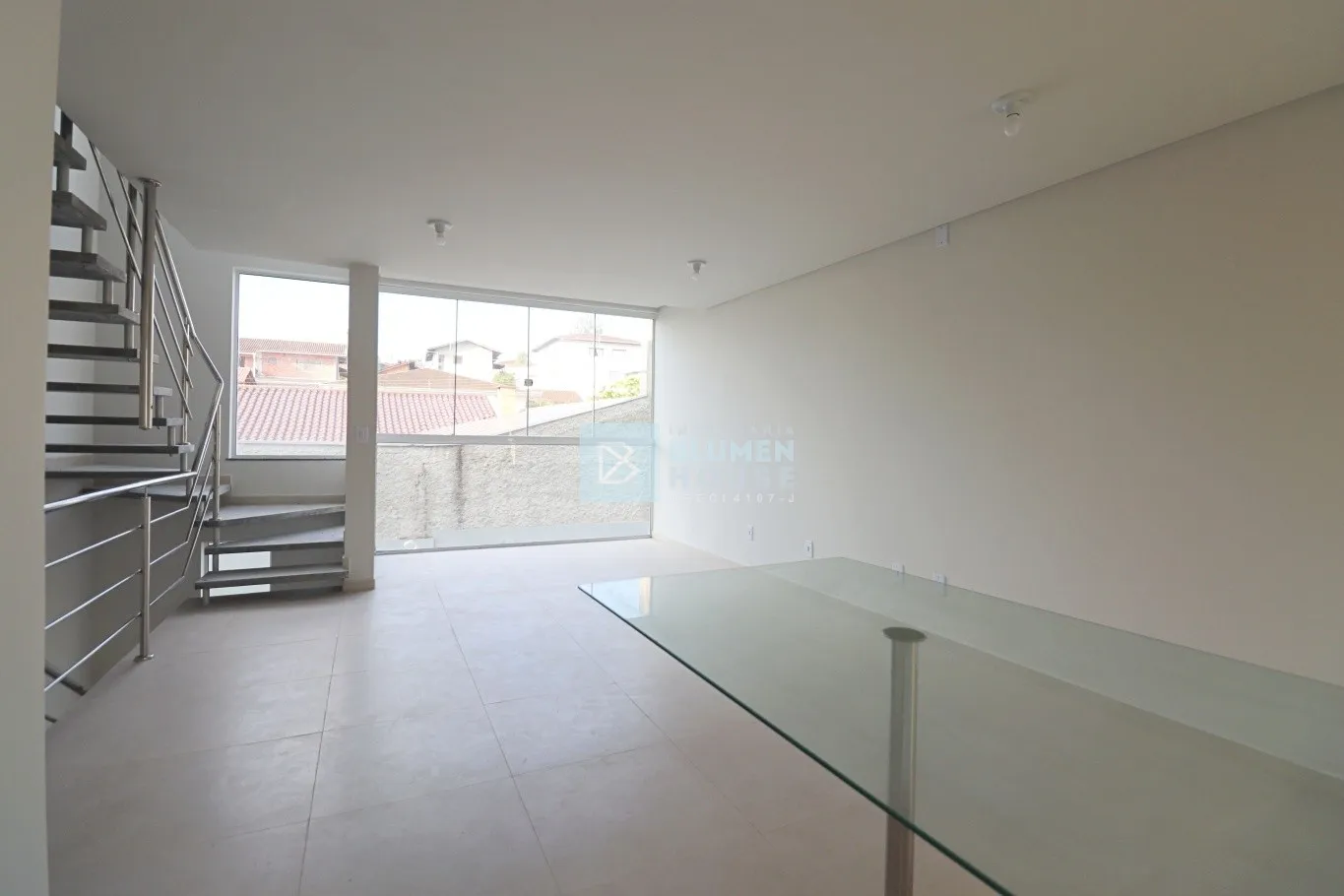 Triplex em condomínio no bairro Água Verde! — foto 2