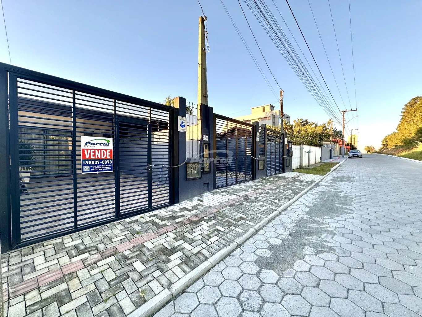 Casa mobiliada com 2 dormitórios e piscina no bairro Itacolomi em Balneário Piçarras/SC (Cód. 21782) - foto 1