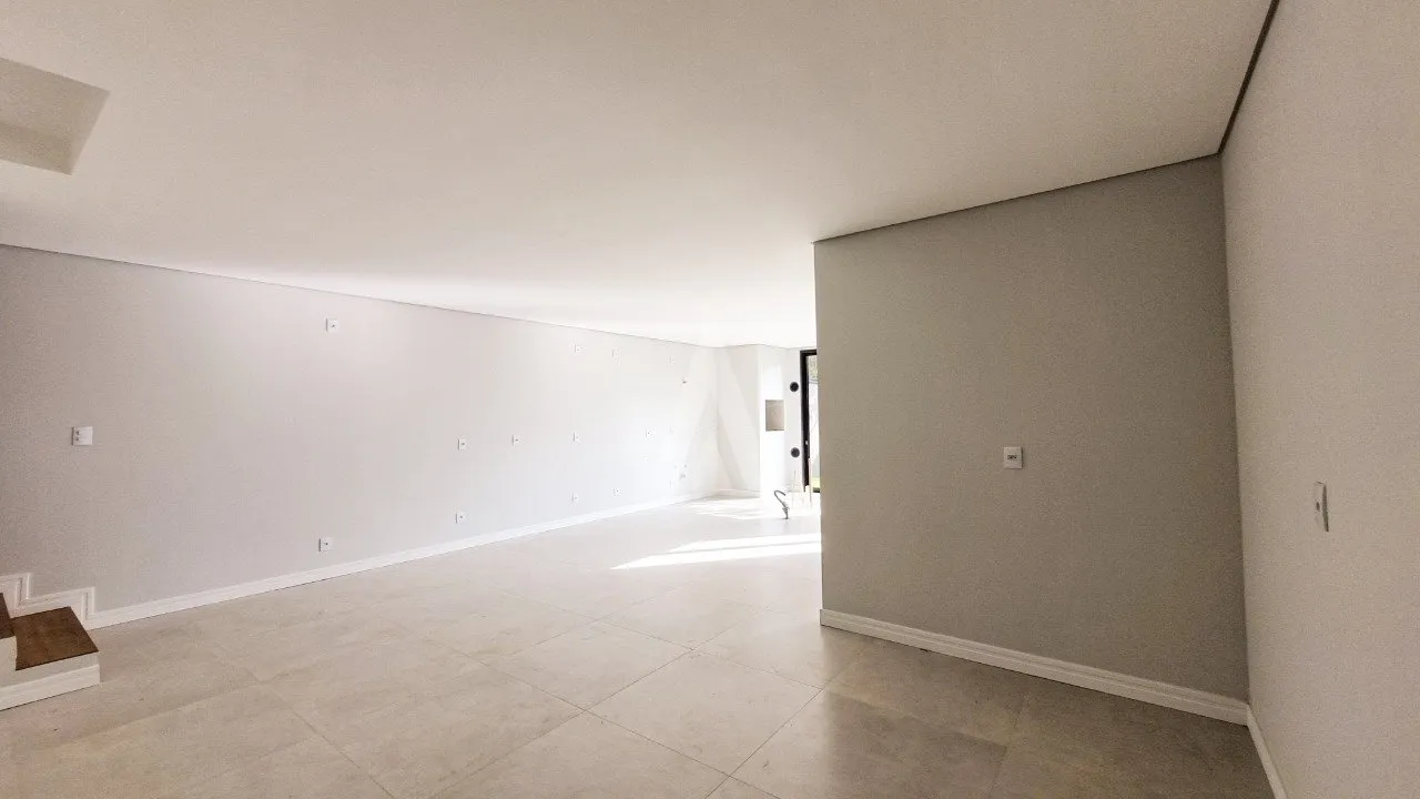 Sobrado geminado com 3 suítes à venda no bairro Saguaçu em Joinville - SC, por R$ 1.400.000,00 — foto 6