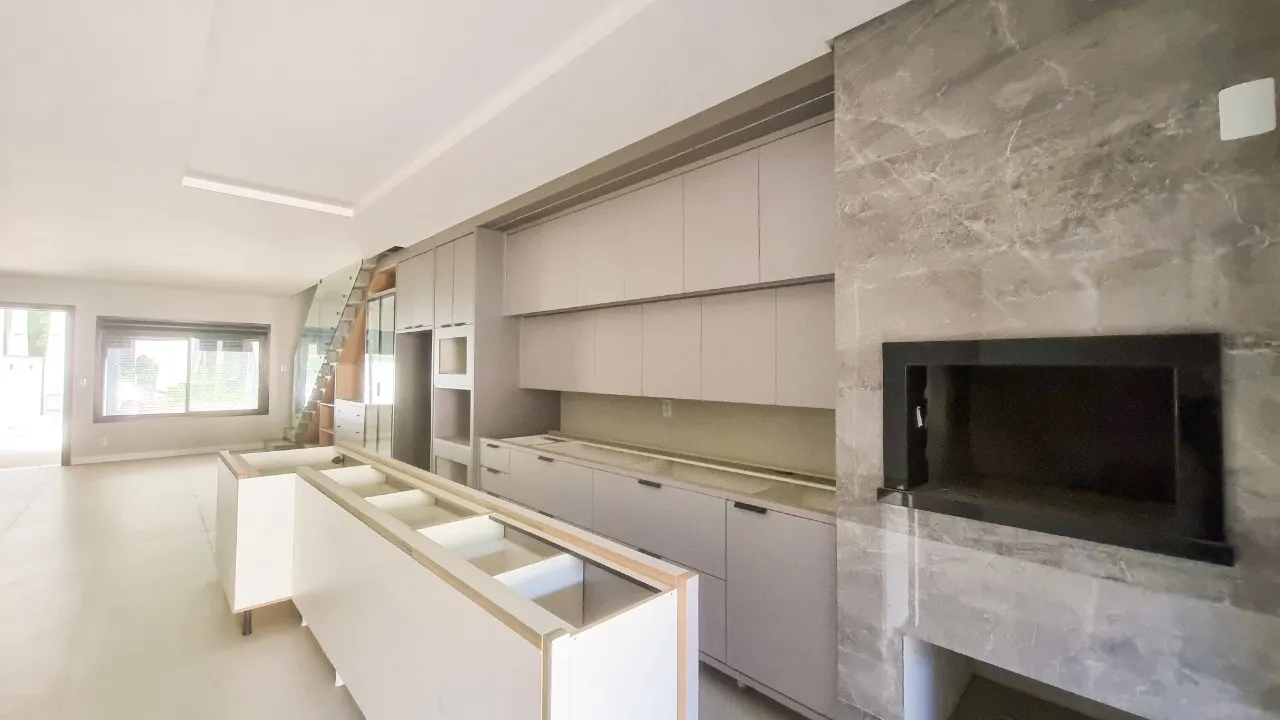 Sobrado com 3 suítes à venda no bairro Santo Antônio em Joinville-SC, por R$ 1.250.000,00 — foto 3