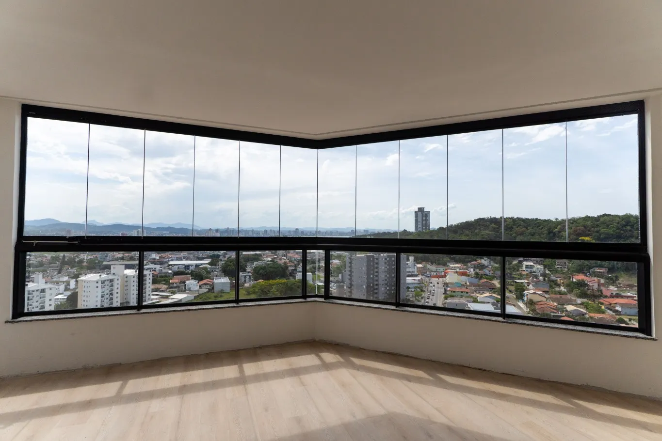 Apartamento vista mar em Penha na praia do Quilombo entregue esse ano em 60x direto com a construtora — foto 3