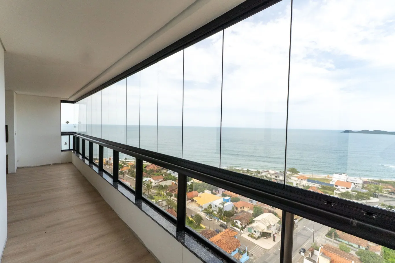 Apartamento vista mar em Penha na praia do Quilombo entregue esse ano em 60x direto com a construtora — foto 3