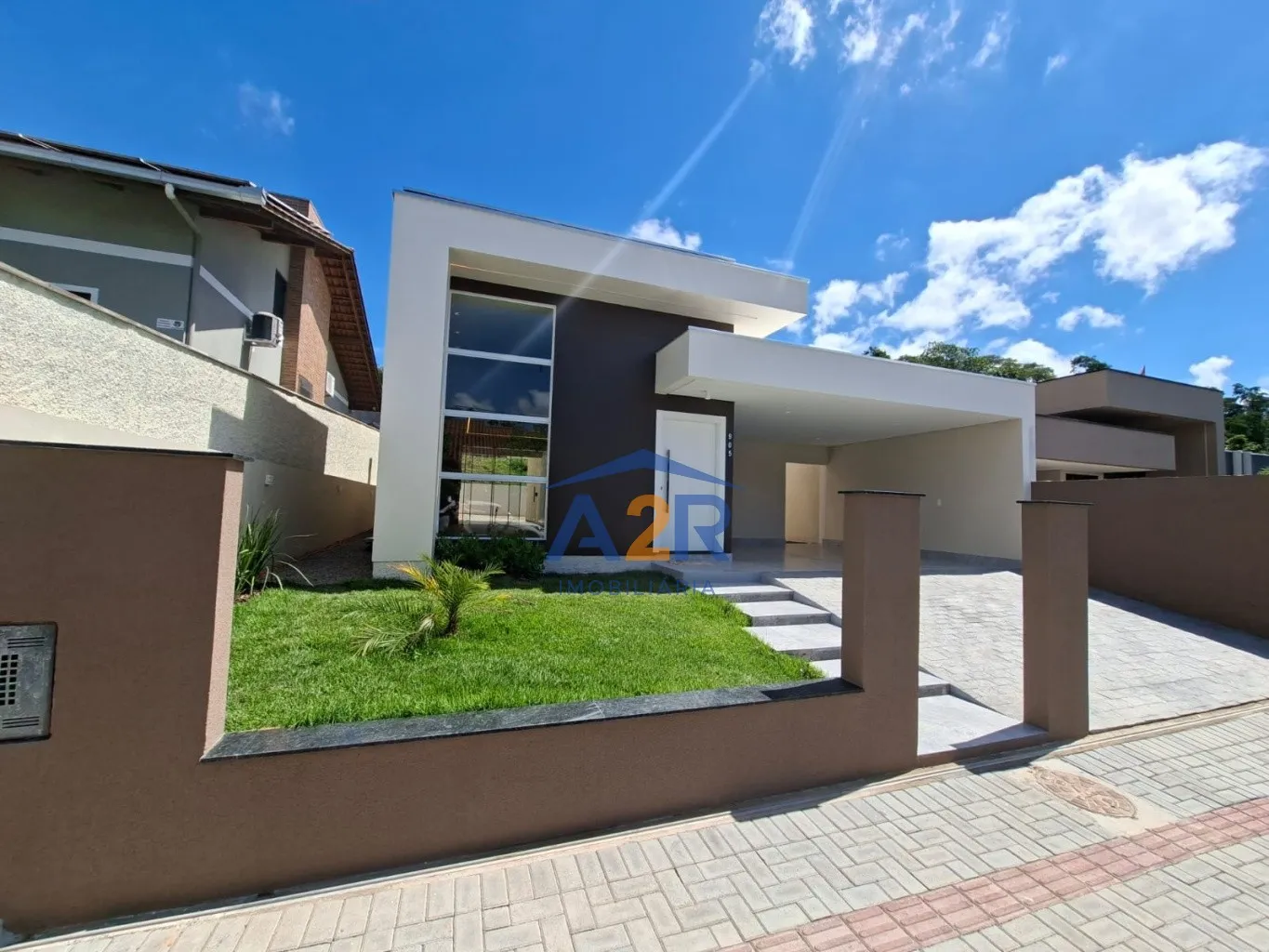 Casa de Alto Padrão no Loteamento RH43 - foto 1