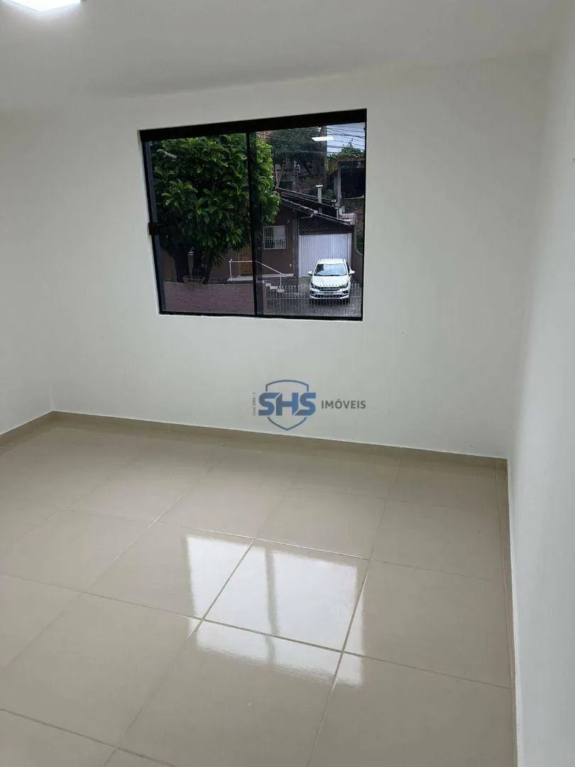 Grande casa de 5 dormitórios à venda, 400 m por R$ 750.000 - Água Verde - Blumenau/SC — foto 7
