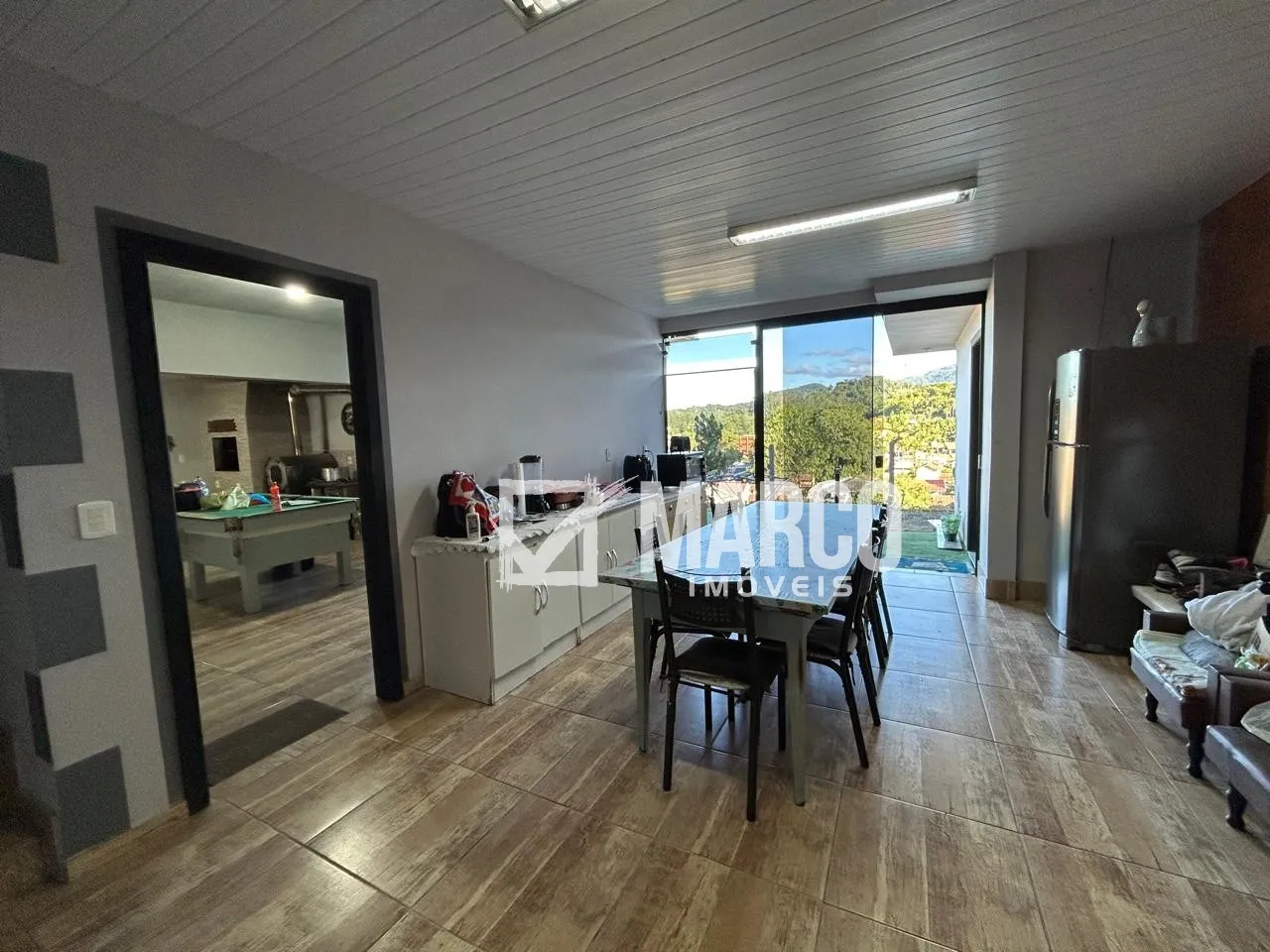 Casa com 4 Quartos no Centro de Pomerode — foto 2