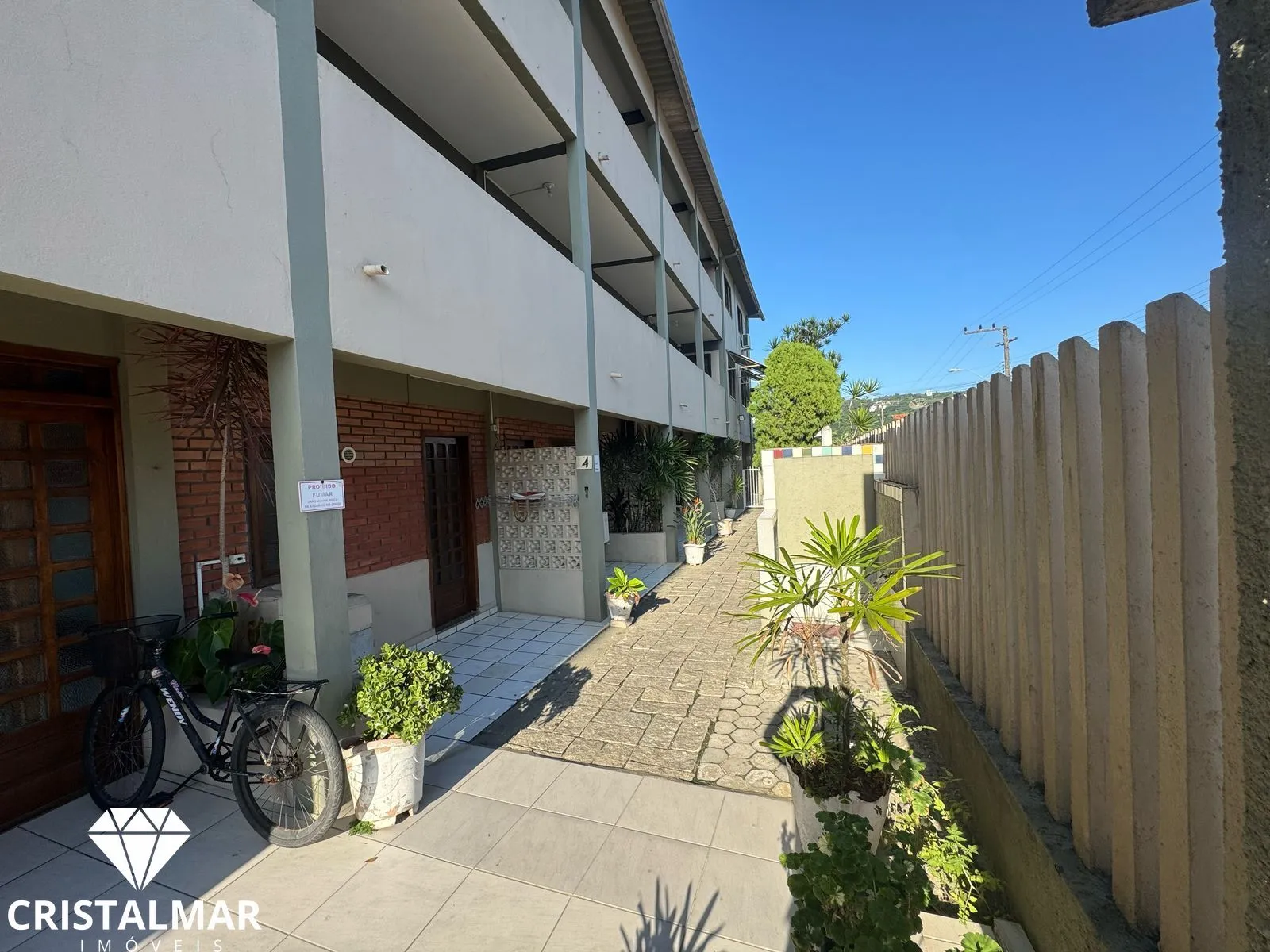 RESIDENCIAL EM BOMBAS A 500 METROS DO MAR COM 18 APARTAMENTOS — foto 5