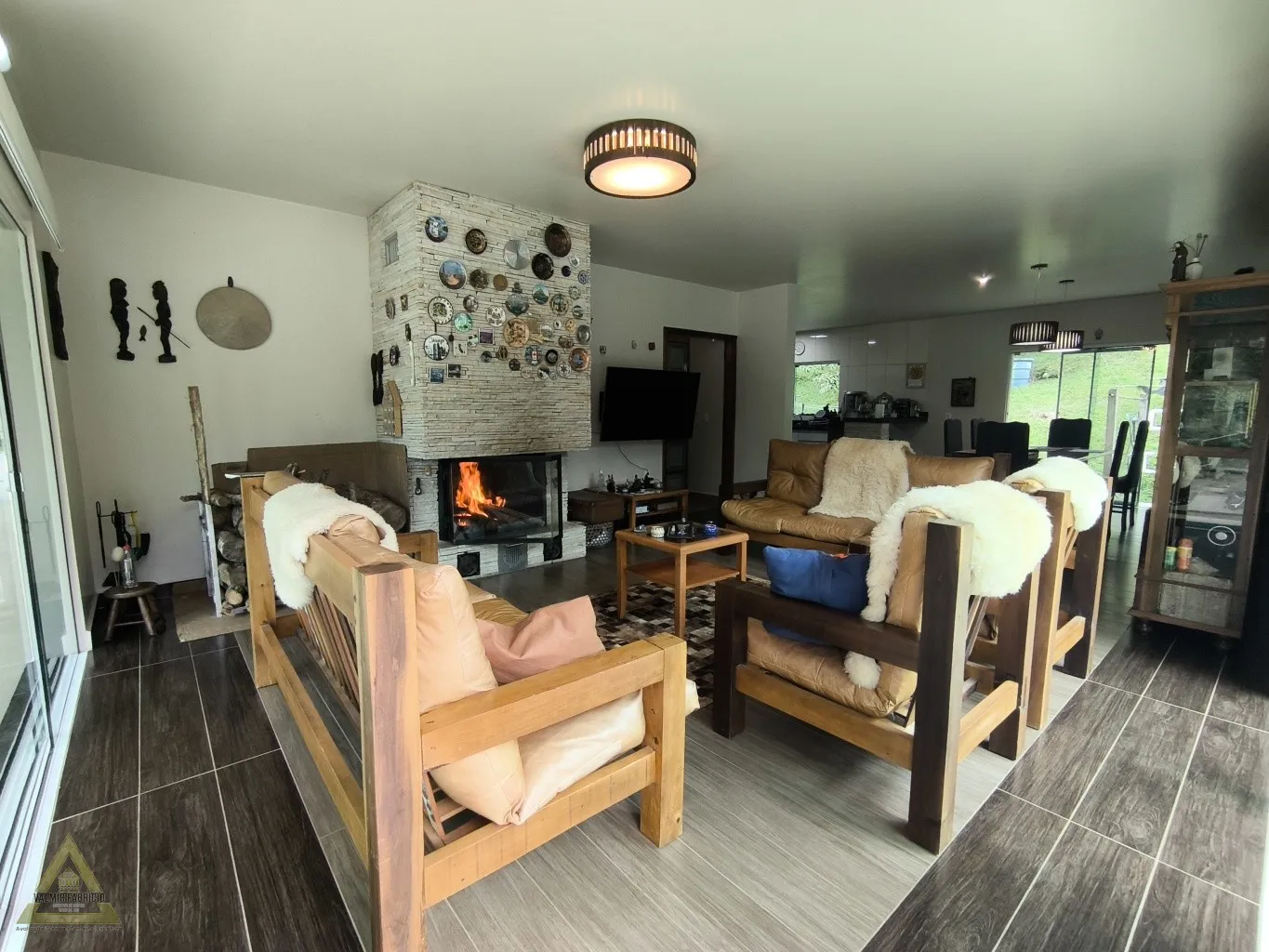 Era uma vez, um Lindo Sítio, localizado no Centrinho da localidade de Gaspar Alto, com fácil acesso para as cidades de Gaspar(14km até a Prefeitura) e de Blumenau (14km até a Prefeitura)! Nas minhas proximidades tem Posto de Saúde, Mercado, Padaria, Restaurant — foto 6