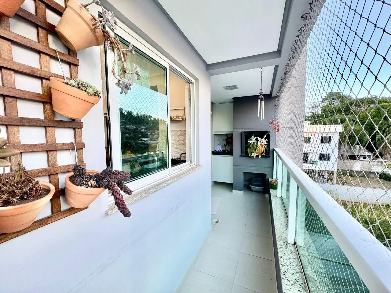 Apartamento mobiliado com churrasqueira e elevador na Escola Agrícola — foto 7