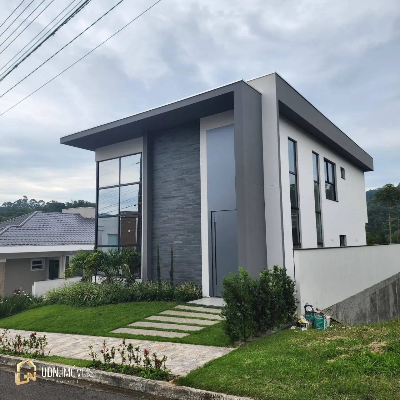 Casa Alto Padrão à Venda - Condomínio Fechado na Itoupava Central, Blumenau - foto 1