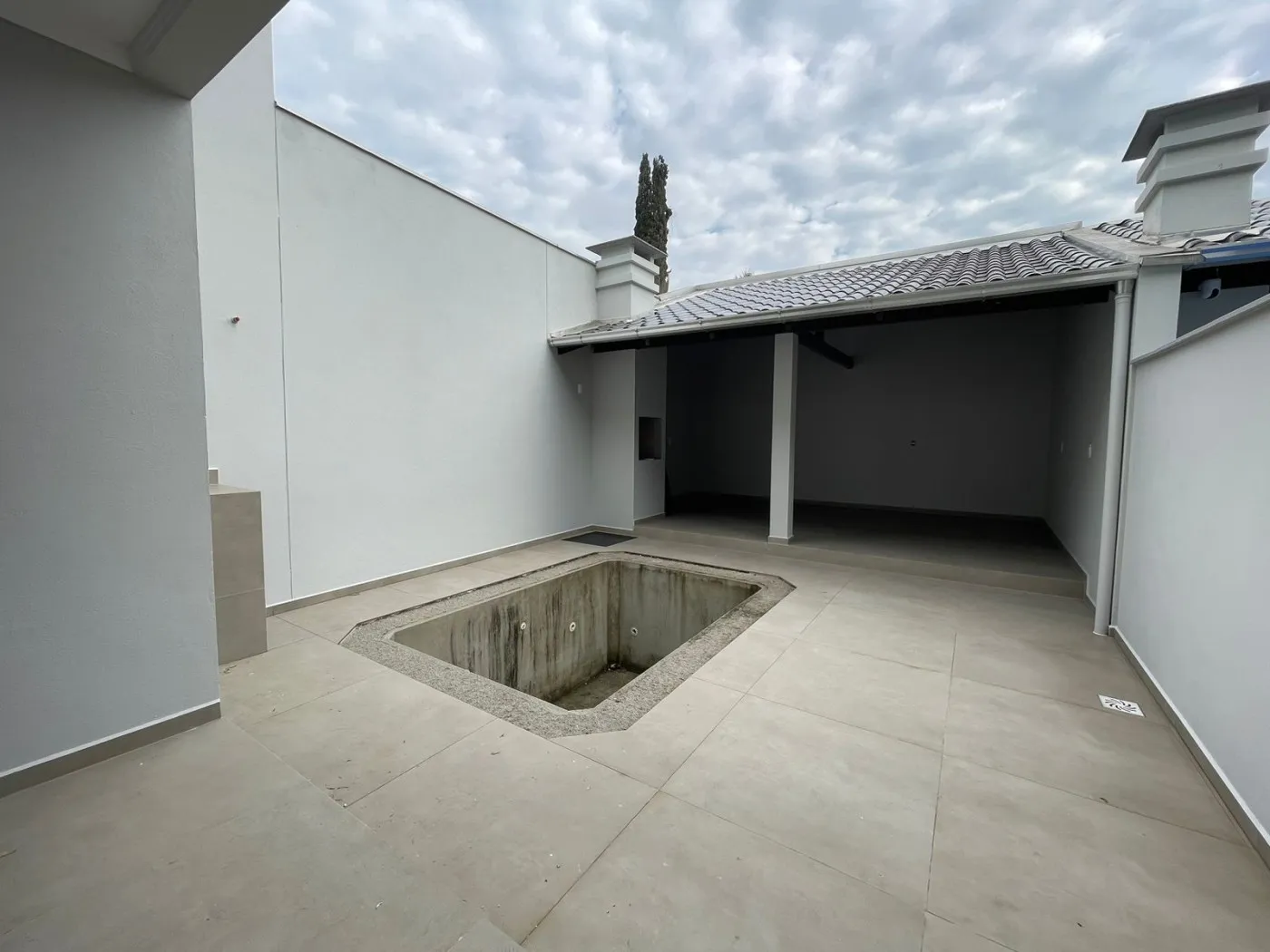 Casa para Venda em Blumenau, Velha, 3 dormitórios, 1 suíte, 3 banheiros, 2 vagas — foto 4