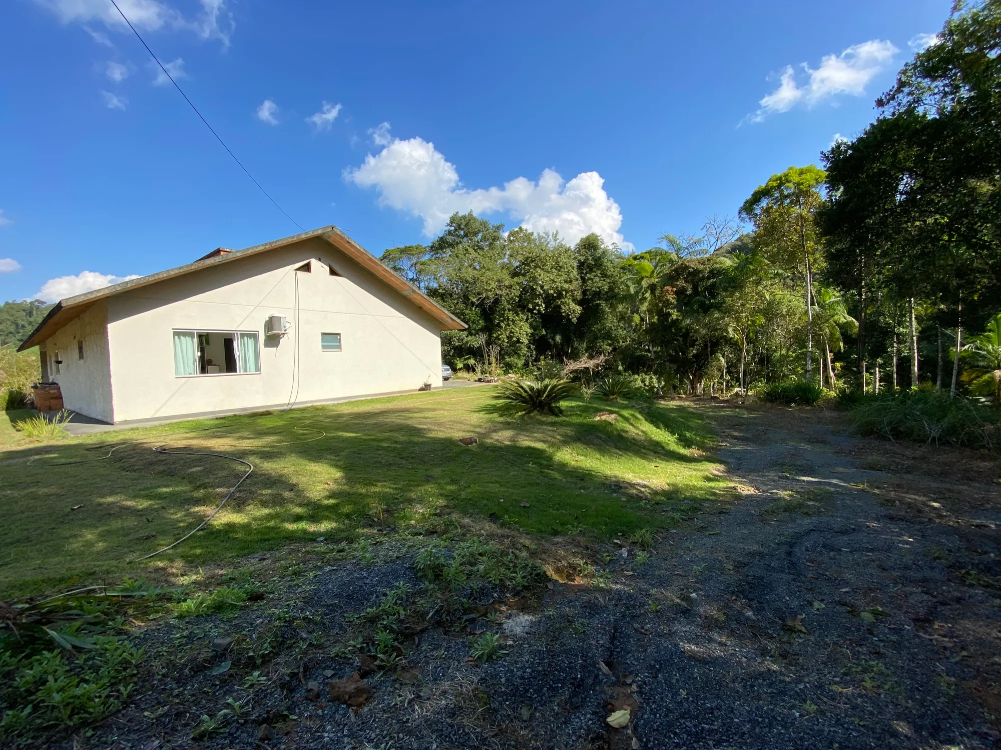 Sítio com casa em excelente localização — foto 5