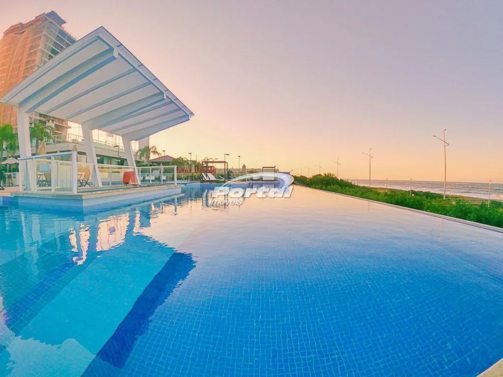 Apartamento com 3 dormitórios, sendo 1 suíte e 02 vagas de garagem a 50 metros do mar no bairro Itacolomi em Balneário Piçarras/SC — foto 3