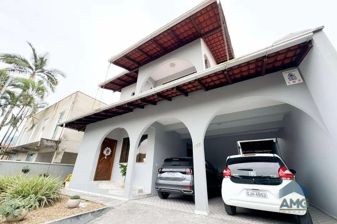 Casa com 4 dormitórios à venda, 200 m por R$ 999.900,00 - Garcia - Blumenau/SC - foto 1
