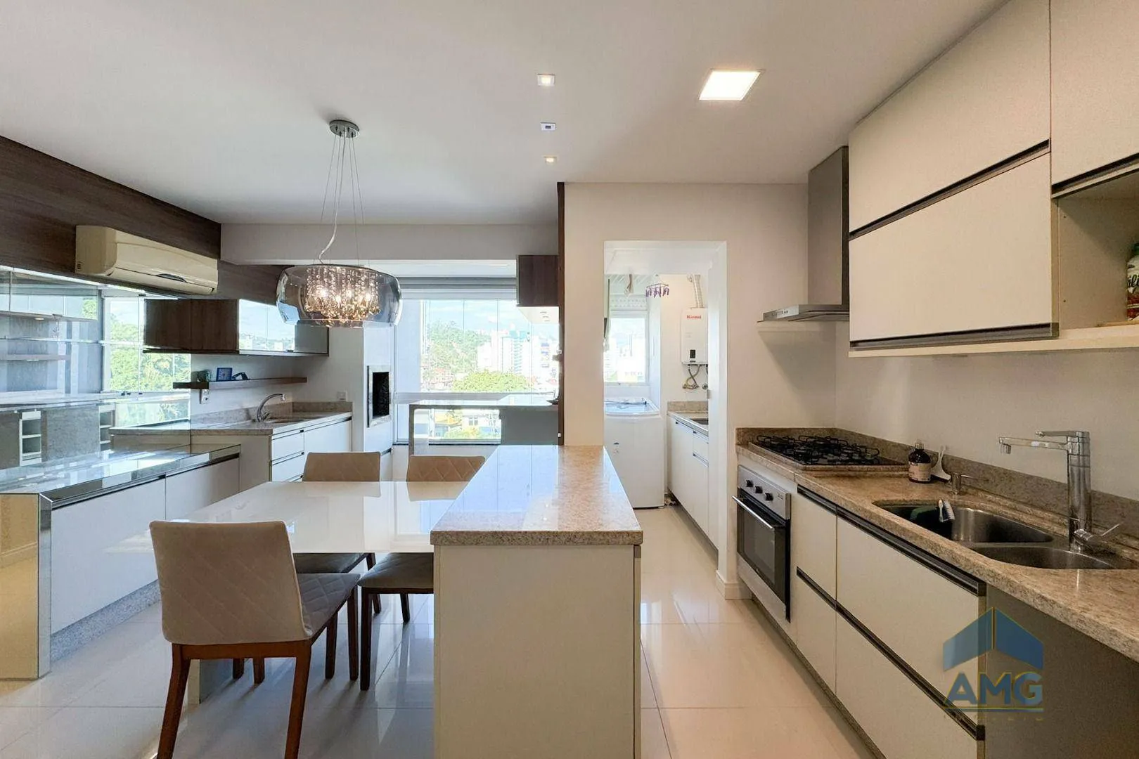 Apartamento 100% mobiliado com 3 dormitórios à venda, segundo dono, 83 m, com 2 vagas individuais por R$ 737.000 - Itoupava Seca - Blumenau/SC — foto 3