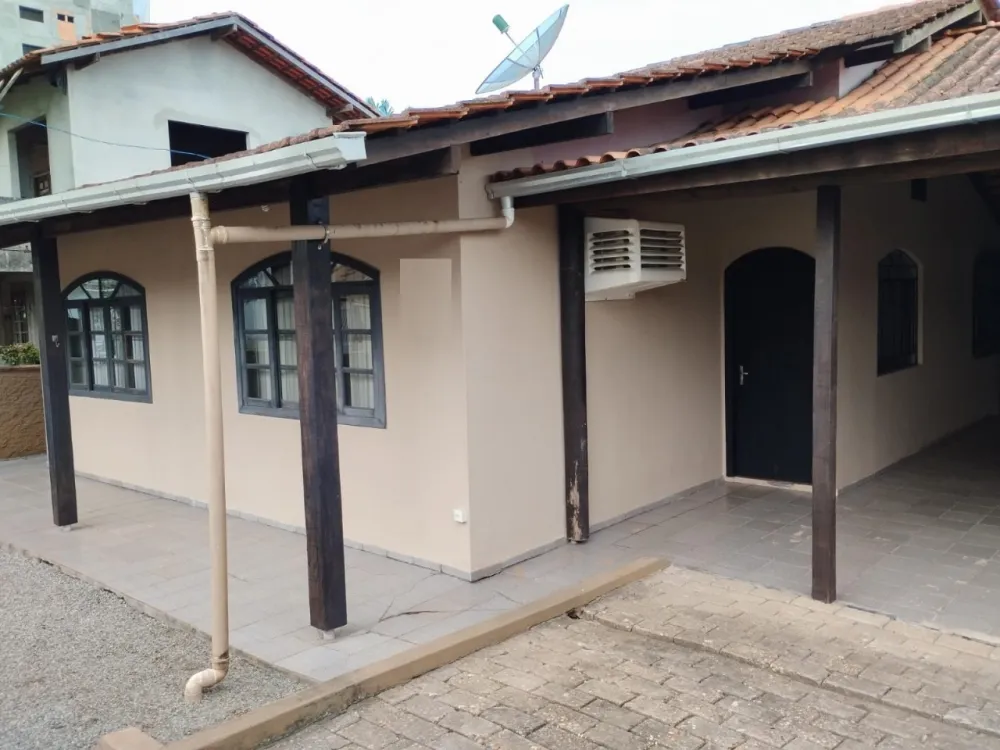 CASA 3 DORMITÓRIOS - AVERBADA - CENTRO - PENHA - foto 1