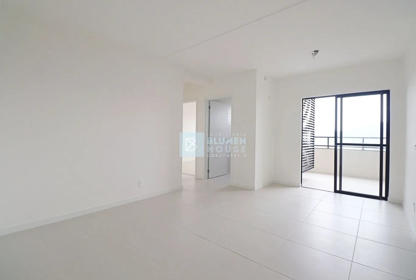 Apartamento no Residencial Skyline Home Club, Praia da Armação, Penha! - foto 1