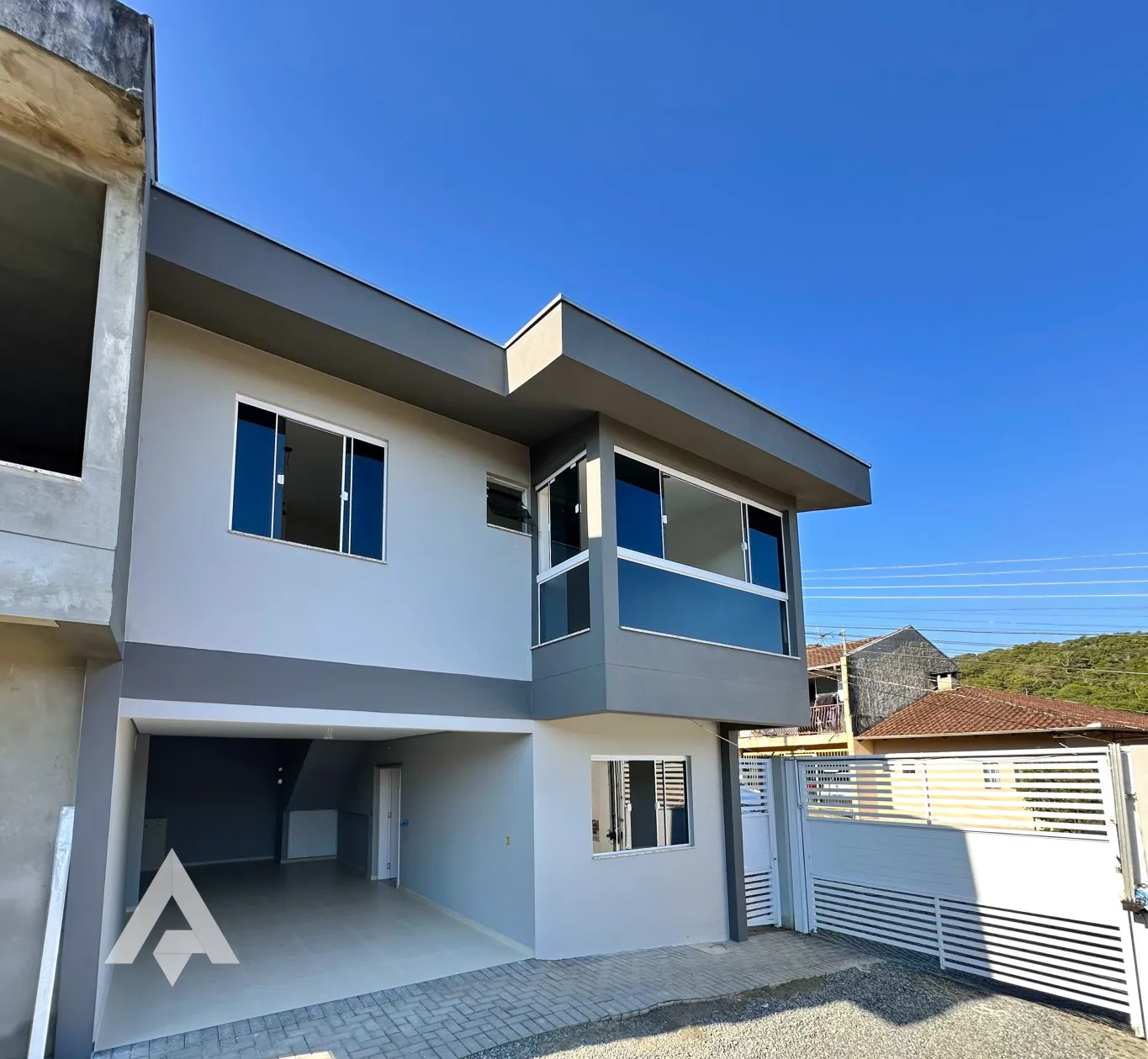 Sobrado à venda no bairro Fortaleza Alta! - foto 1