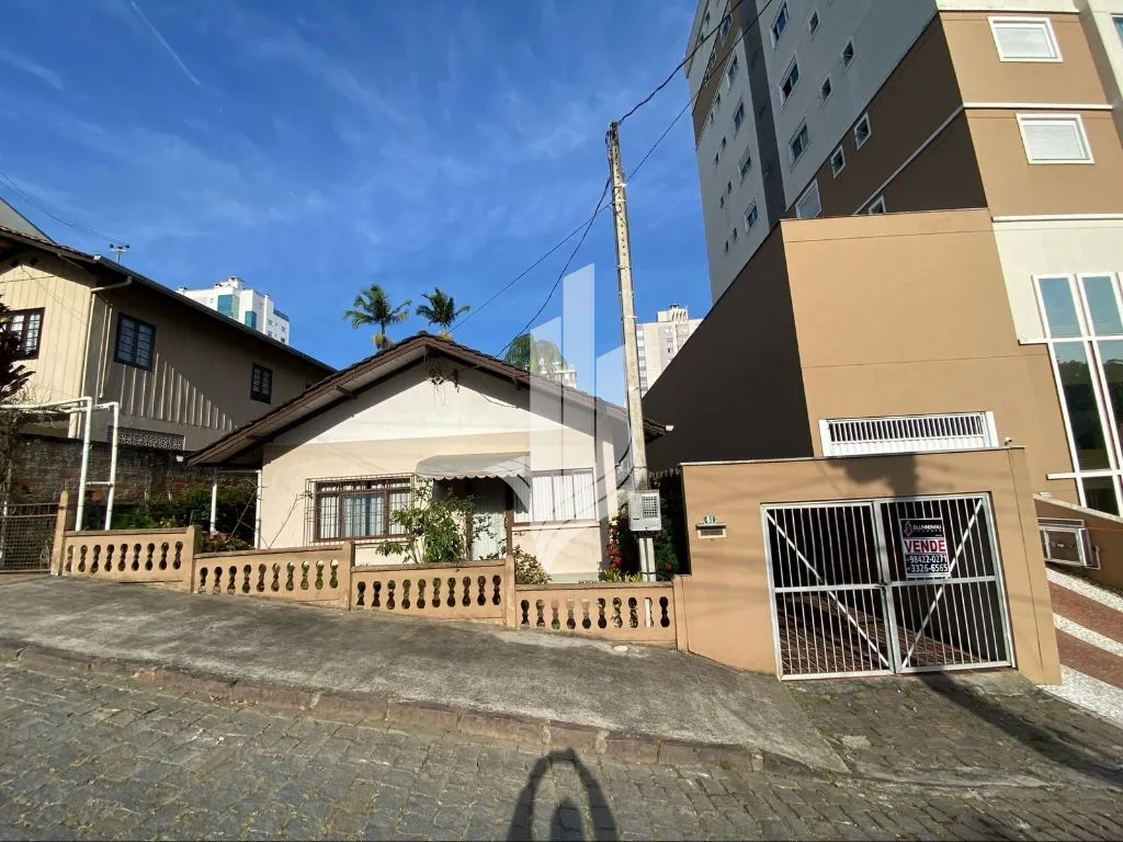 Casa mista no bairro Vila Nova - foto 1