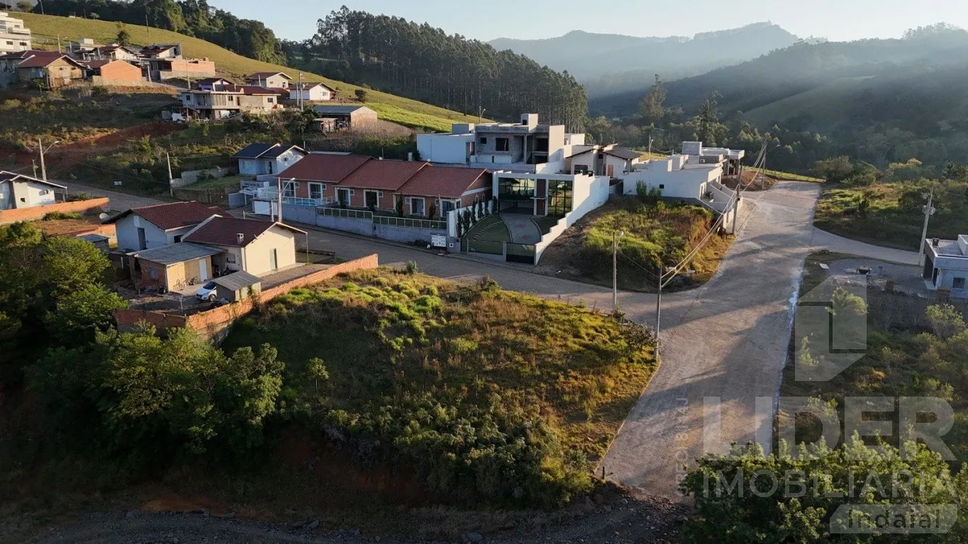 Terreno com frente de 20m em Presidente Getulio — foto 2