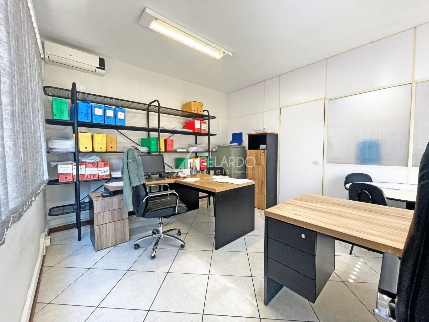 SALA COMERCIAL COM CERCA DE 35M2, LOCALIZADA PROXIMO AO CAFE HAUS. — foto 3