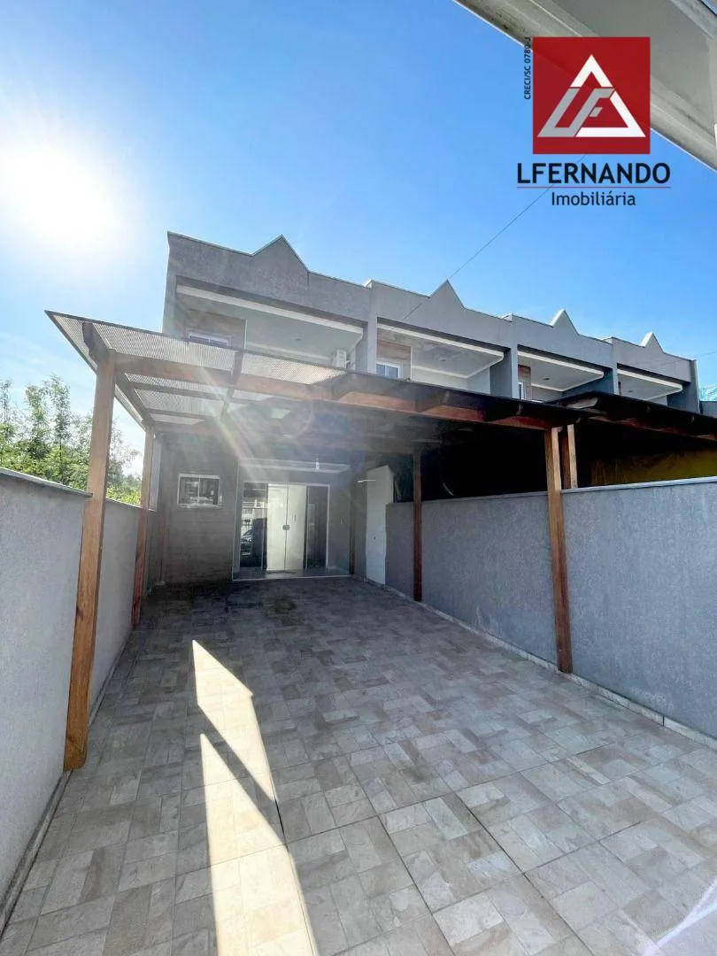 Sobrado com 2 suíte à venda, 90 m por R$ 799.000 - Centro - Balneário Piçarras/SC - foto 1