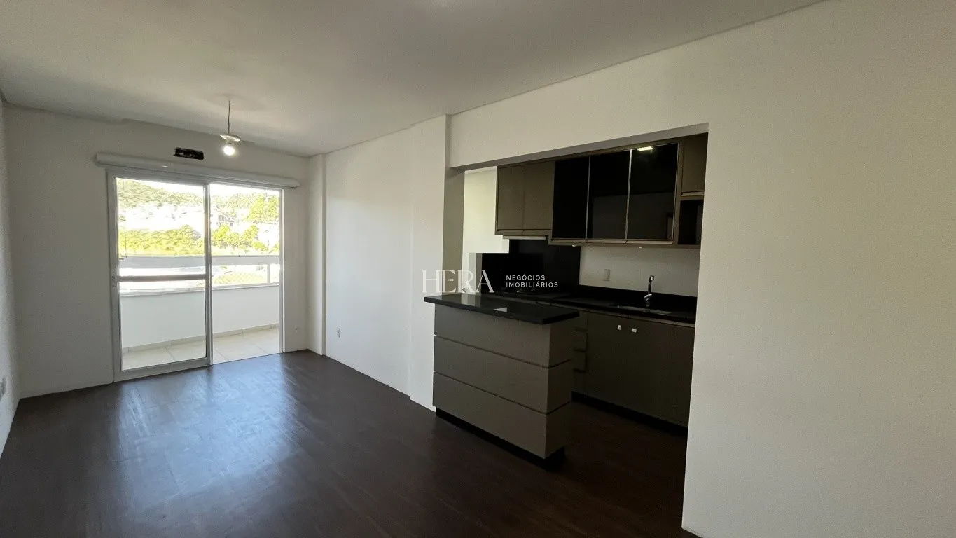 Apartamento semimobiliado 03 dormitórios com 01 suíte no bairro Fortaleza em Blumenau! — foto 5
