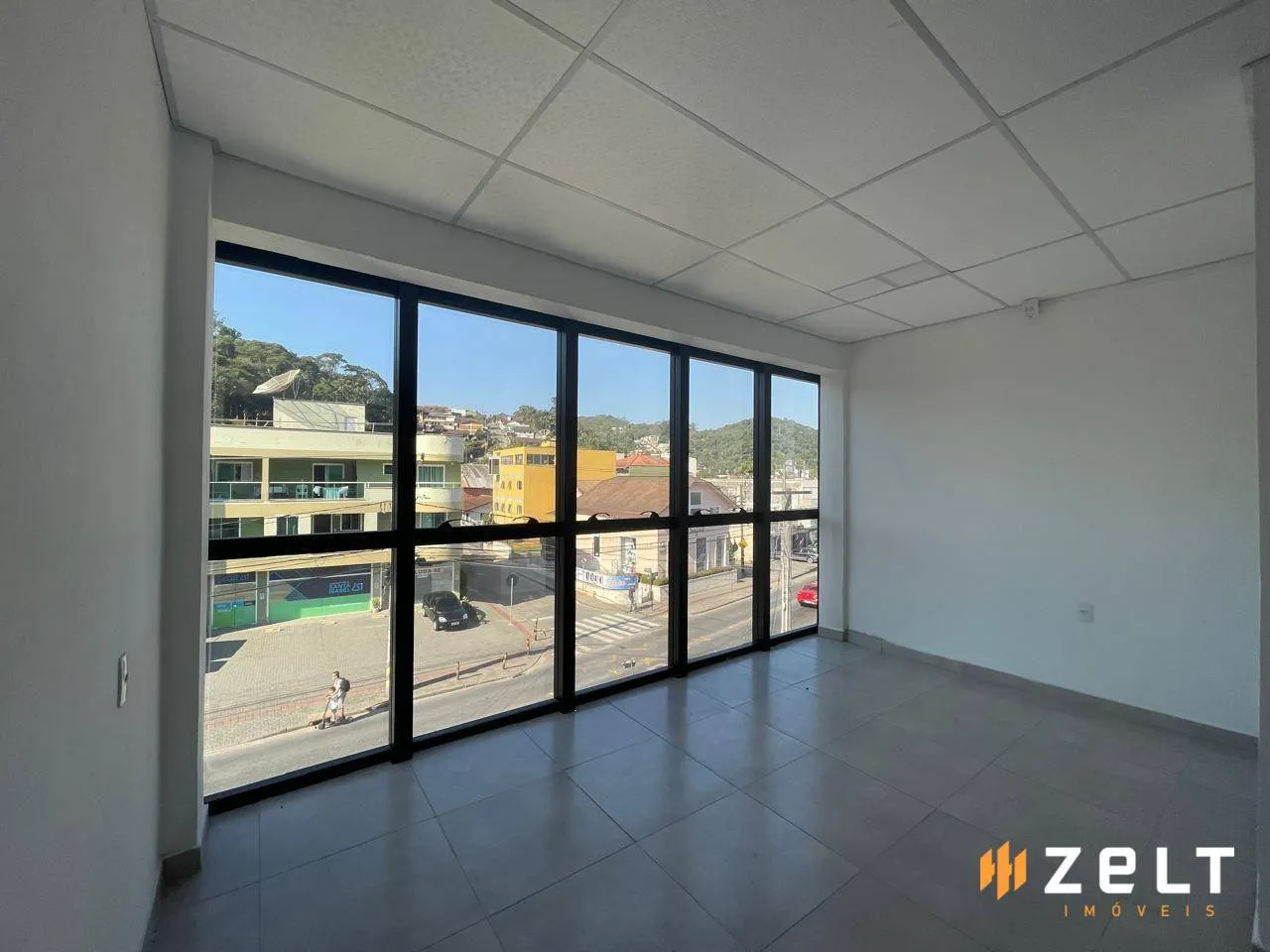 Sala para alugar, 250 m por R$ 5.900,00/mês - Garcia - Blumenau/SC - foto 1