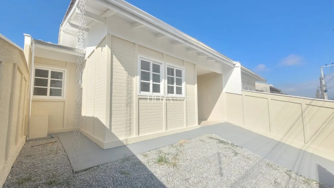 Sobrado a venda no bairro Figueira, em Gaspar-SC. — foto 2