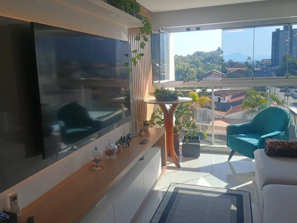 APARTAMENTO MOBILIADO 3 DORMITÓRIOS - ÁGUA VERDE - foto 1