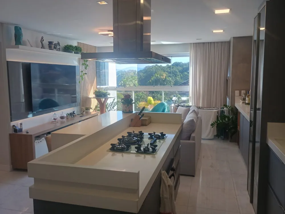 APARTAMENTO MOBILIADO 3 DORMITÓRIOS - ÁGUA VERDE — foto 4