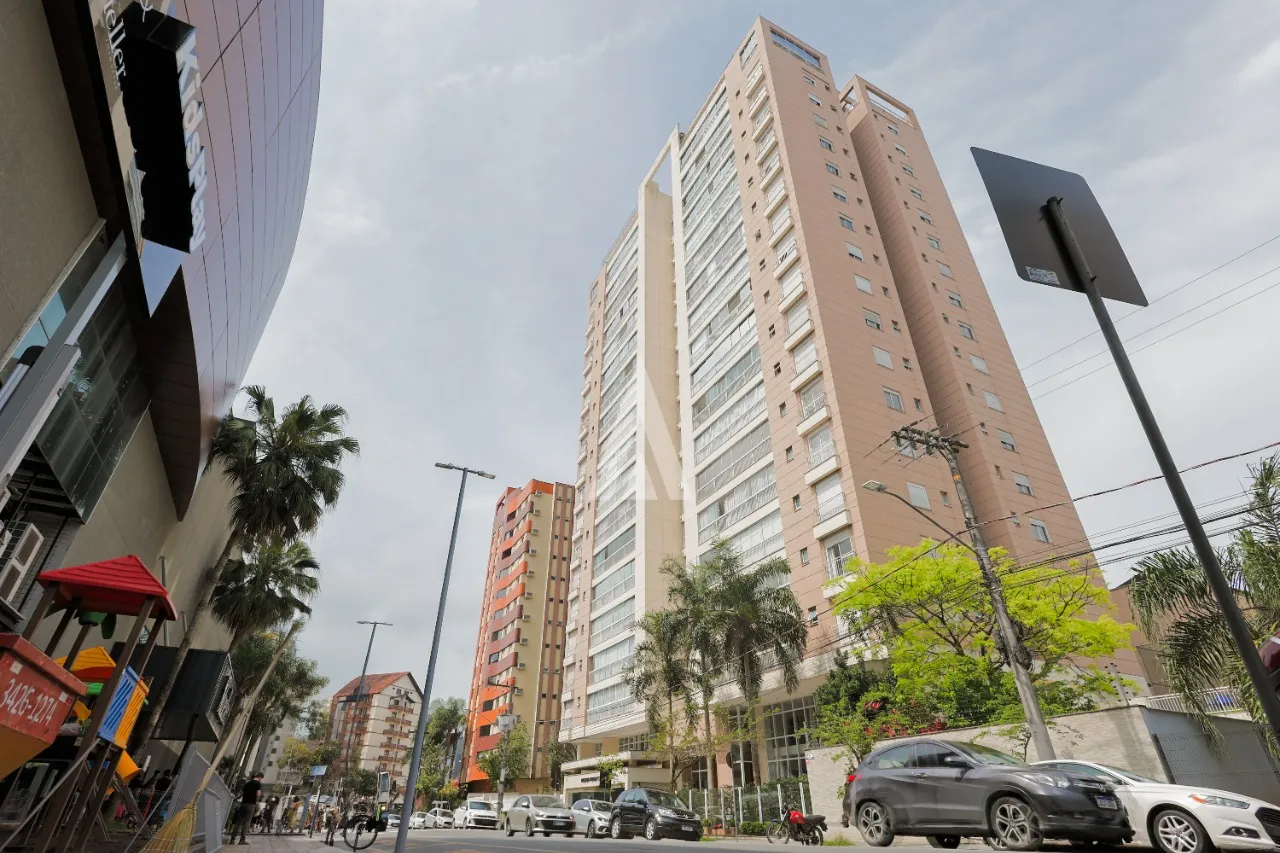 Apartamento com 3 suítes à venda no bairro Centro em Joinville-SC por R$1.250.000,00. - foto 1