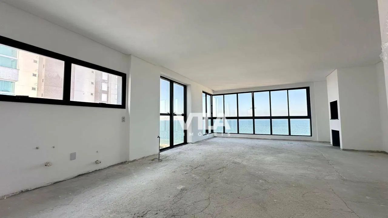 EXCLUSIVIDADE, CONFORTO E VISTA MAR DESLUMBRANTE - SENDO 1 APARTAMENTO POR PISO. — foto 3