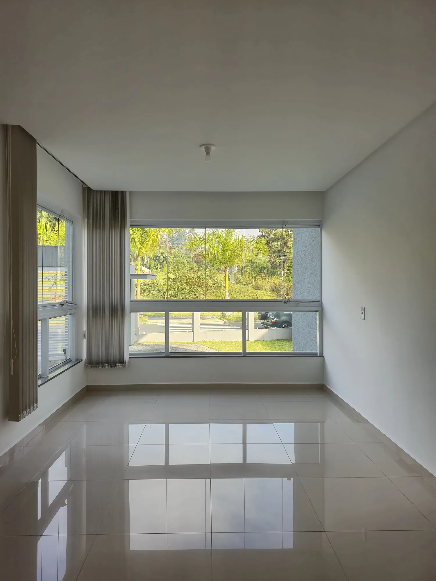 Na Avenida Mais Desejada de Pomerode | 3 Quartos (Suíte) | 2 Vagas Cobertas - foto 1