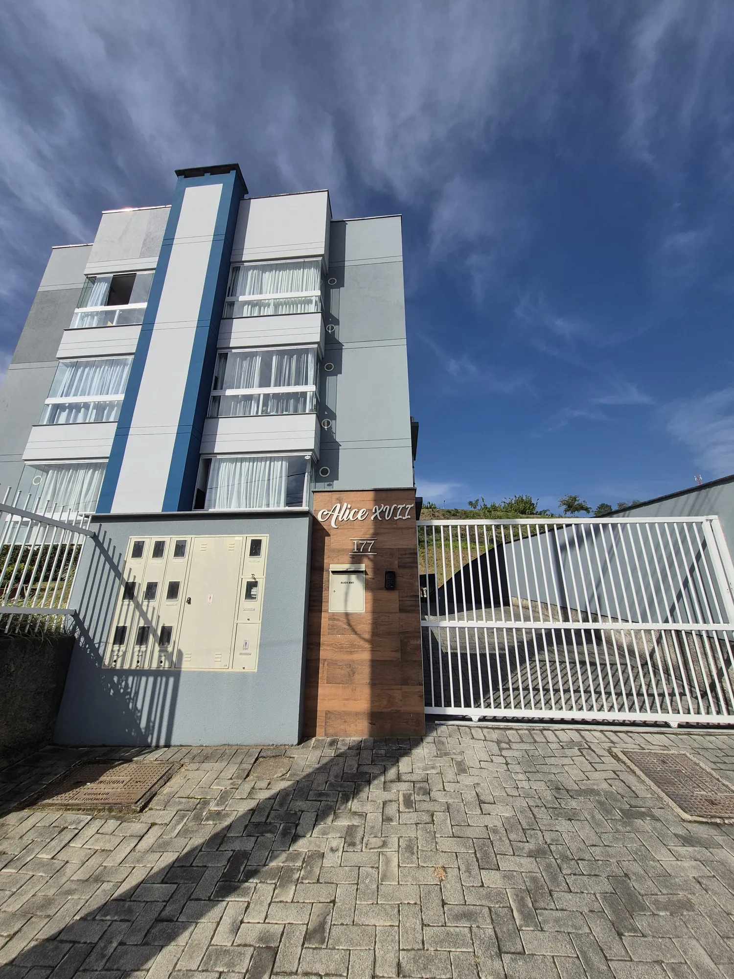 Oportunidade em Pomerode | Apto 2 Quartos Semi Mobiliado | Sacada com Churrasqueira — foto 4