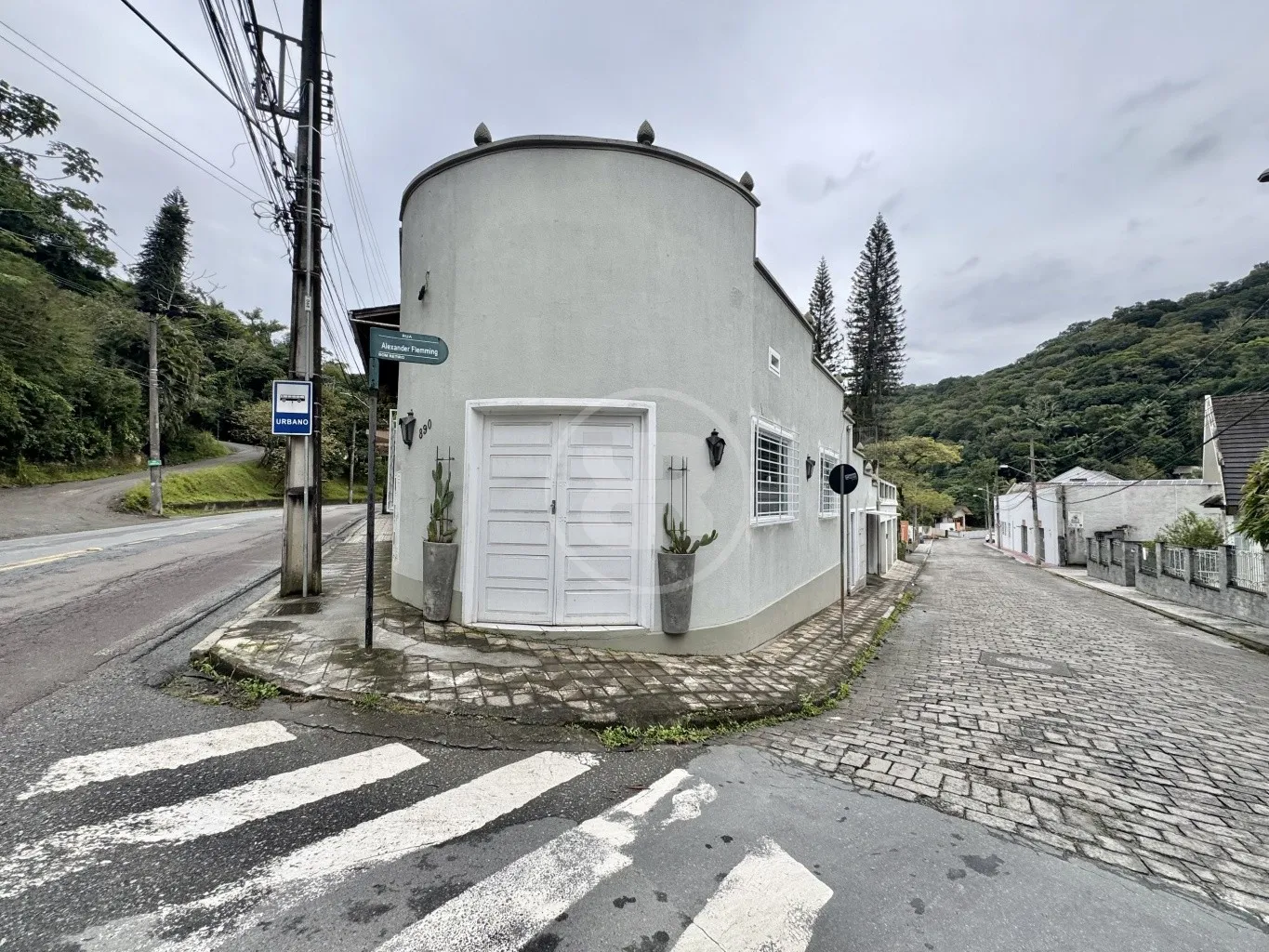 Casa Comercial com 156m em Esquina de Alta Visibilidade, para Alugar no bairro Bom Retiro em Blumenau/SC — foto 5