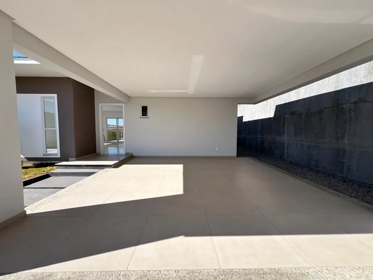 Casa Alto Padrão - 3 quartos - Bairro Margem Esquerda. — foto 3