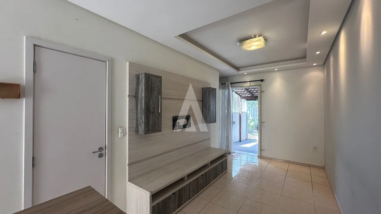 Sobrado geminado com 2 quartos à venda no bairro São Marcos em Joinville/SC por R$ 350.000,00. - foto 1