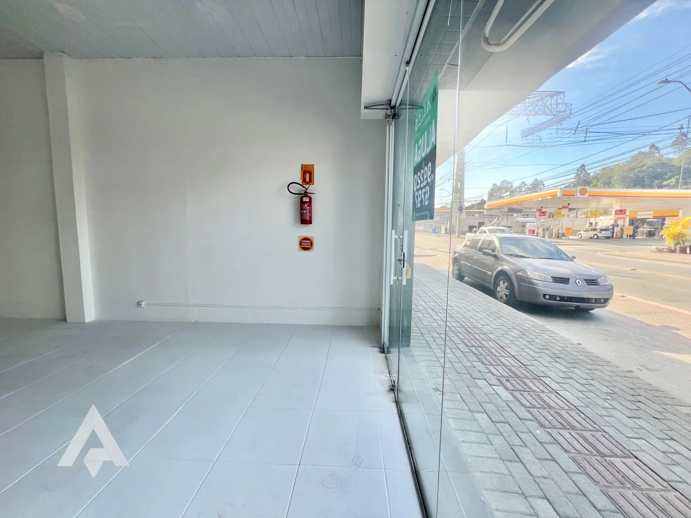 Loja térrea de 50m para locação por R$ 2.300,00 - Bairro Garcia - Blumenau/SC — foto 6