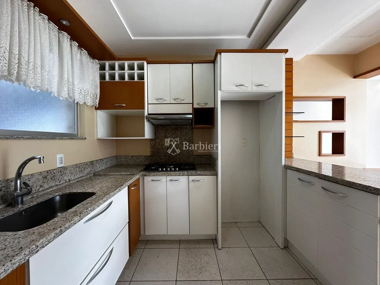 Apartamento com 3 quartos sendo 2 suítes e 2 vagas de garagem no bairro Victor Konder em Blumenau/SC — foto 5