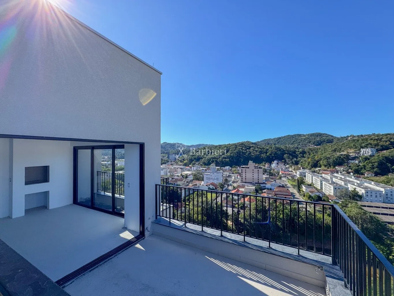 Cobertura no Residencial ALAMEDA ONE com 3 suíte e 4 Vagas de garagem no bairro Jardim Blumenau. — foto 4