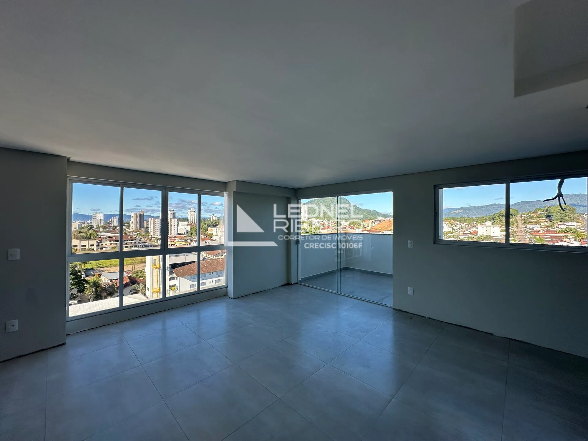 Apartamento Duplex com 3 dormitórios suítes à venda, 101,82 m no bairro Das Capitais em Timbó/SC - foto 1