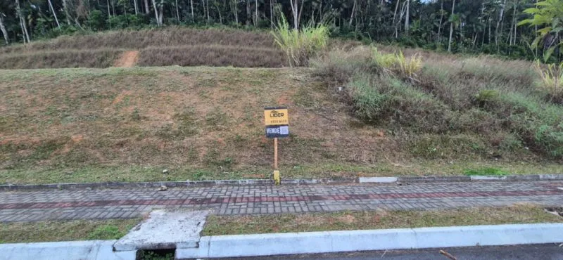 Terreno com 360,00m a venda no Loteamento Jardins de Indaial - Carijós - foto 1