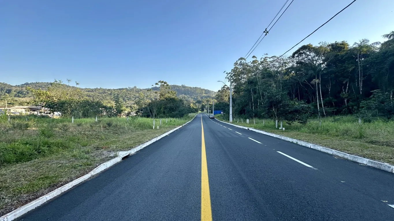 Adquira o seu terreno com entrada acessível e parcelamento direto com a loteadora em até 60 vezes. Encano/Indaial. — foto 4