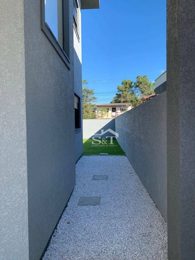 Sobrado alto padrão, 4 dormitórios, sendo 3 suítes, em condomínio com infraestrutura no Rio Vermelho! — foto 6